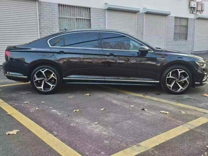 济宁24年大众迈腾8