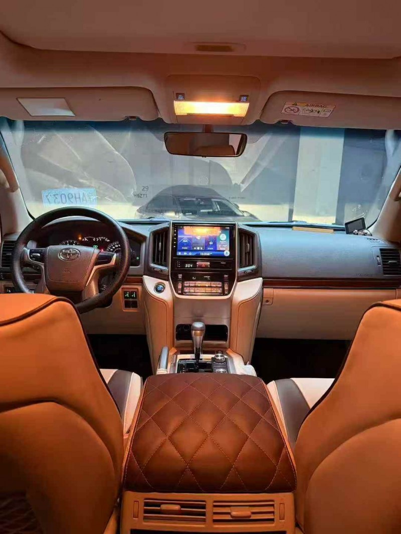 淄博19年丰田兰德酷路泽4