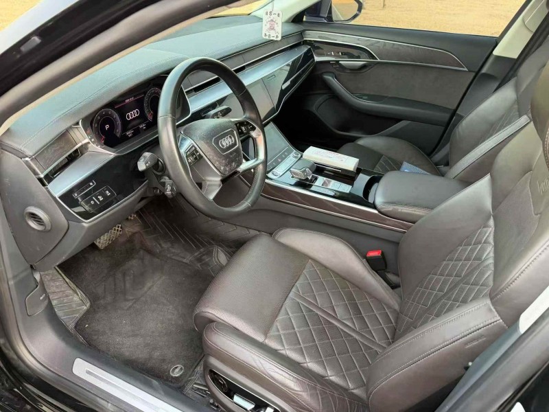 烟台21年奥迪A8L5