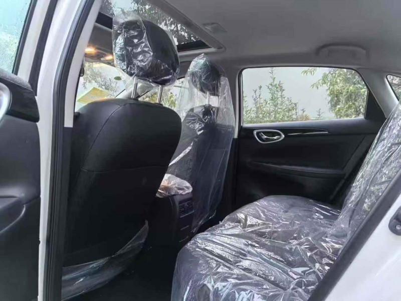 宜昌24年日产轩逸7