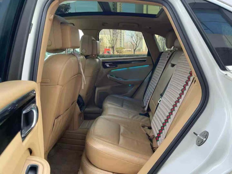 济宁15年保时捷Macan4