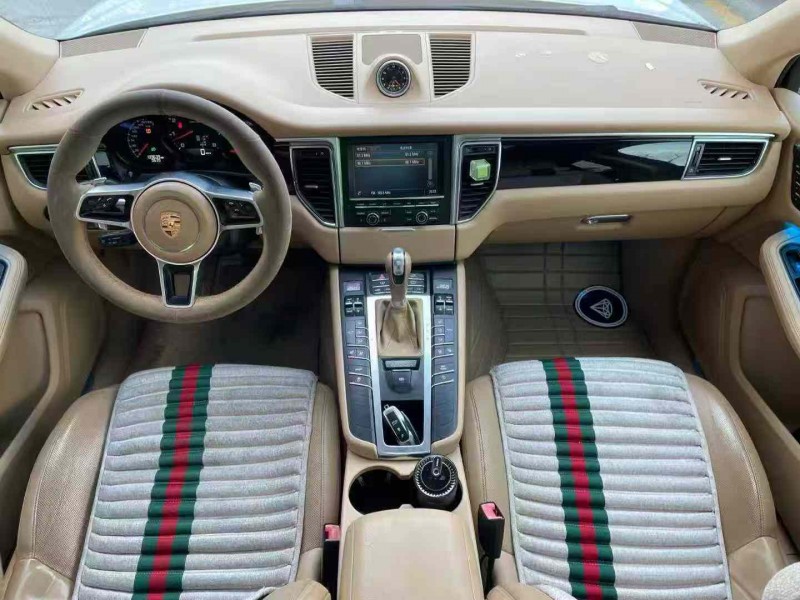 济宁15年保时捷Macan9