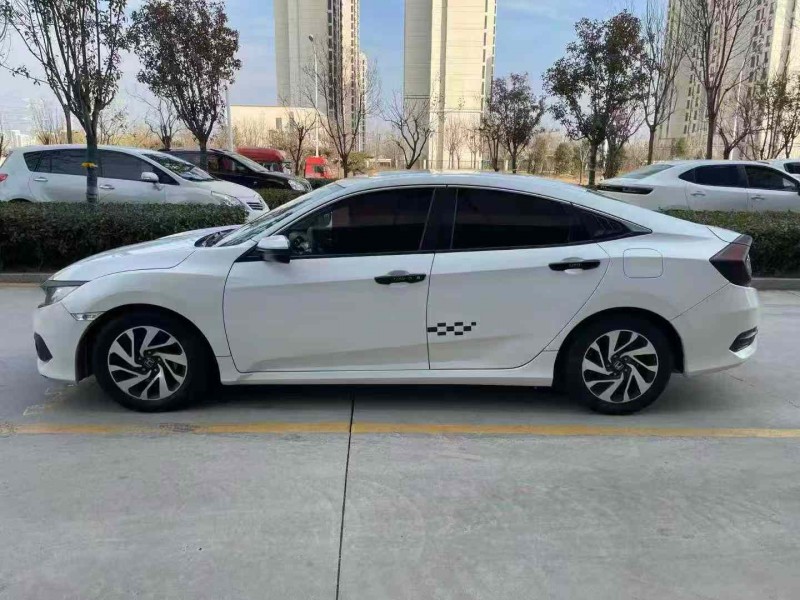 济宁18年本田思域7