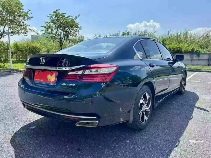 广州18年本田雅阁5