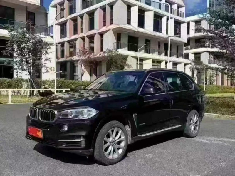 广州19年宝马X53