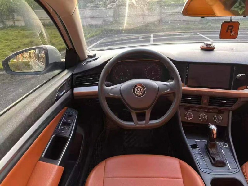 广州19年大众宝来7