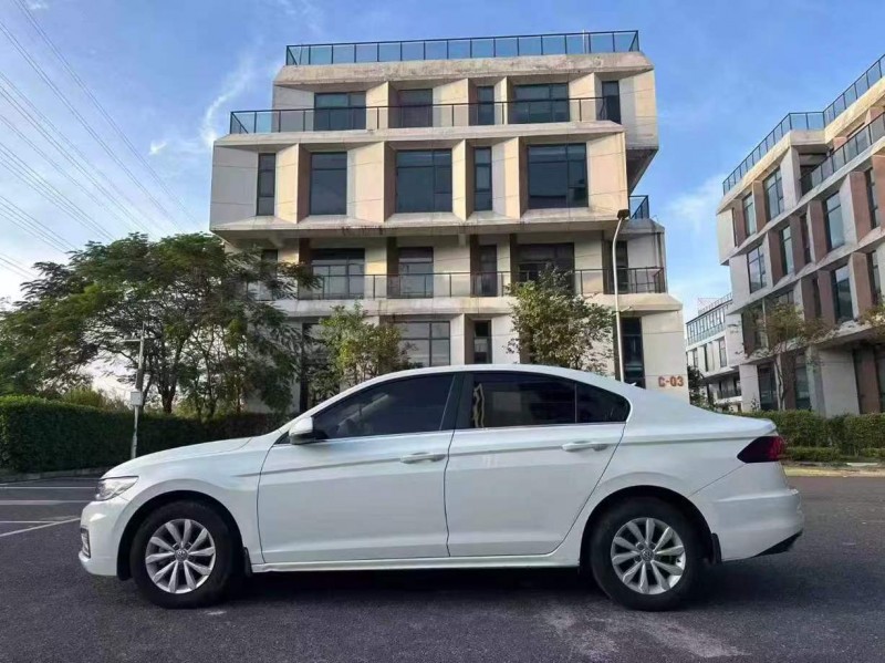 广州19年大众宝来8