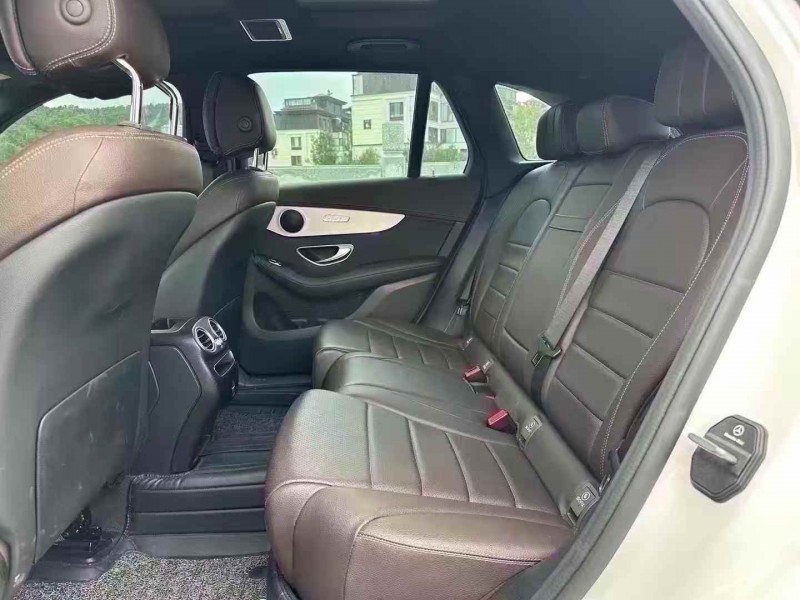 青島22年奔馳GLC3