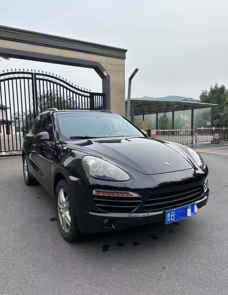 淄博13年保时捷卡宴2