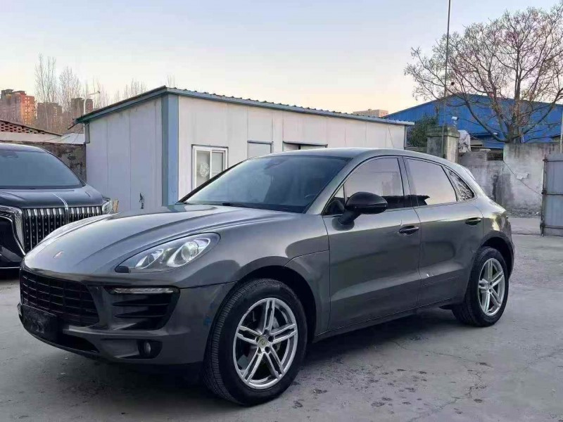 东营17年保时捷Macan2
