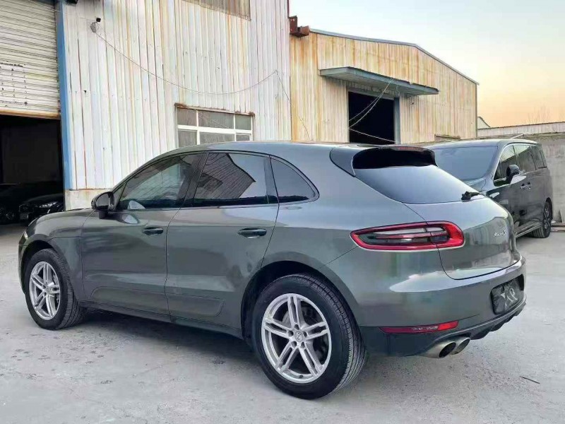 东营17年保时捷Macan8