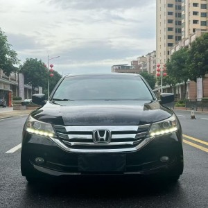 东莞14年本田雅阁