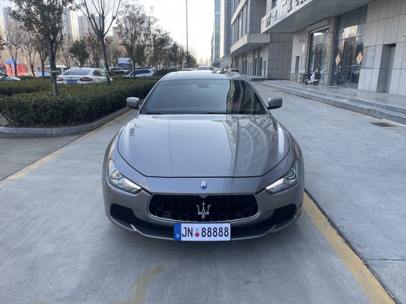 济宁17年玛莎拉蒂Ghibli1