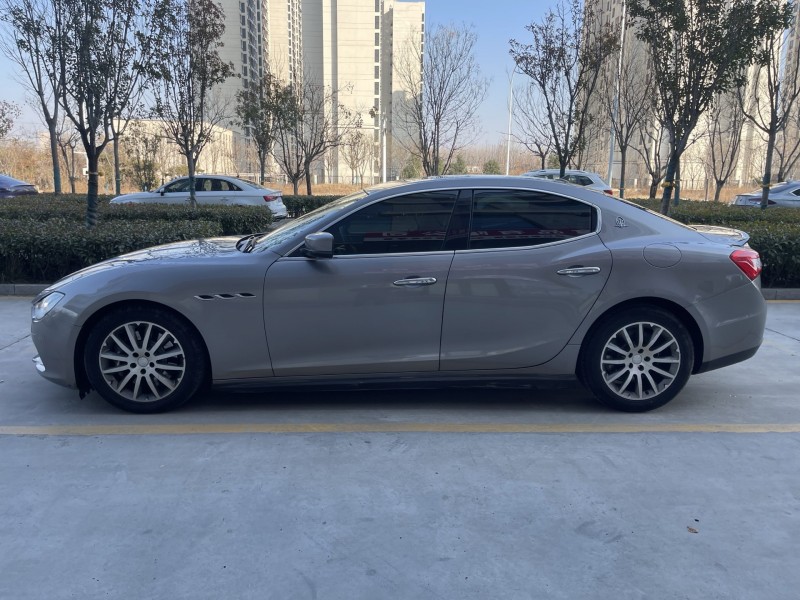 济宁17年玛莎拉蒂Ghibli8