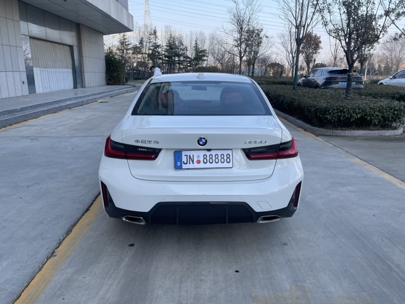 济宁24年宝马3系5