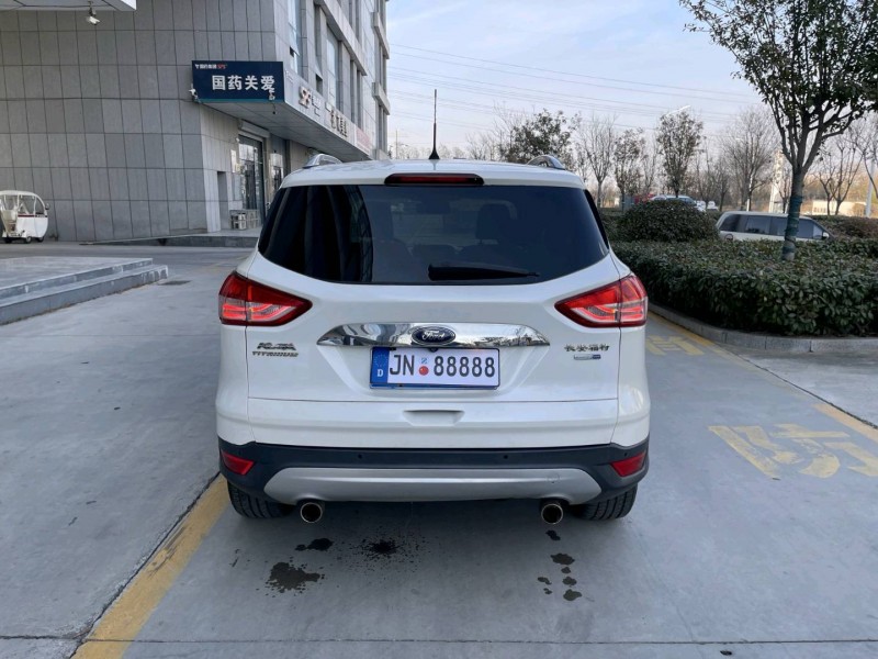 济宁13年福特翼虎9