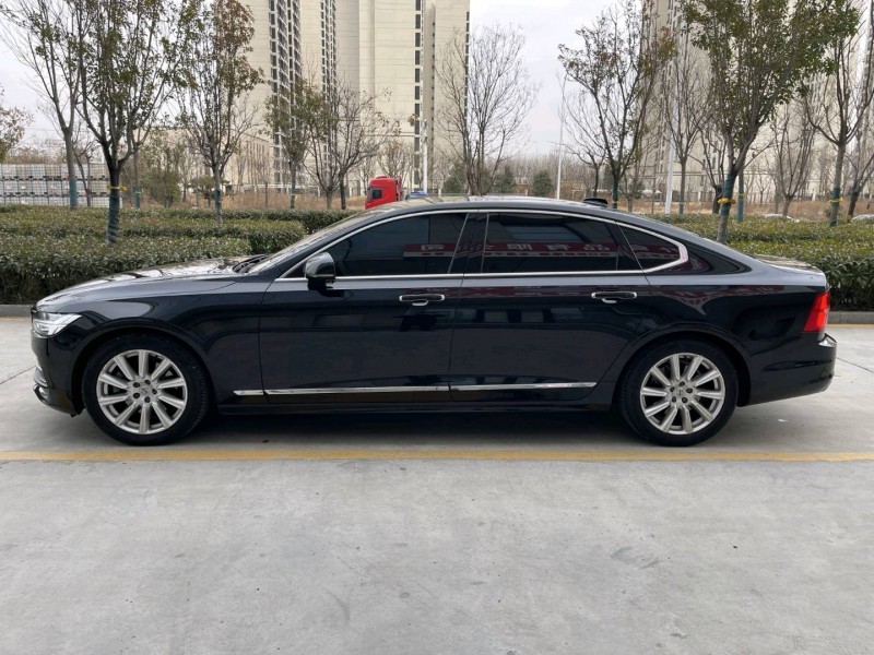 济宁20年沃尔沃S904