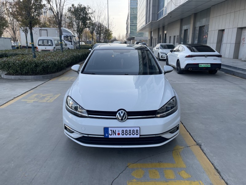 济宁19年大众高尔夫1