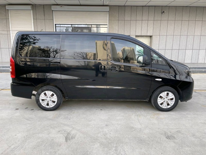 济宁21年江淮瑞风8