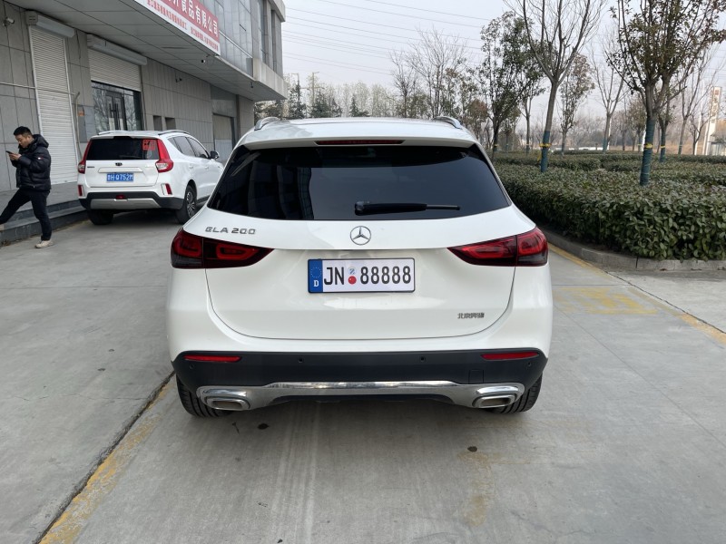 济宁21年奔驰GLA6