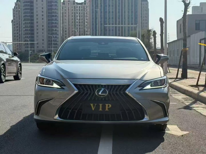郑州23年雷克萨斯ES1