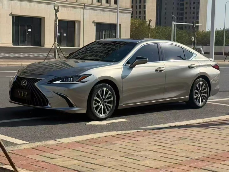 郑州23年雷克萨斯ES3