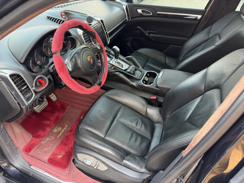 济宁13年保时捷卡宴4