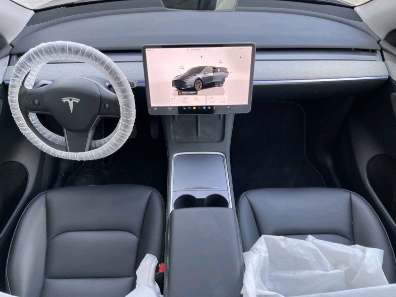 济宁25年特斯拉MODEL Y4