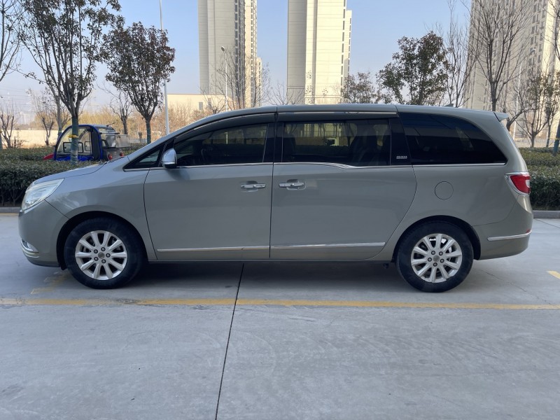 济宁13年别克GL88