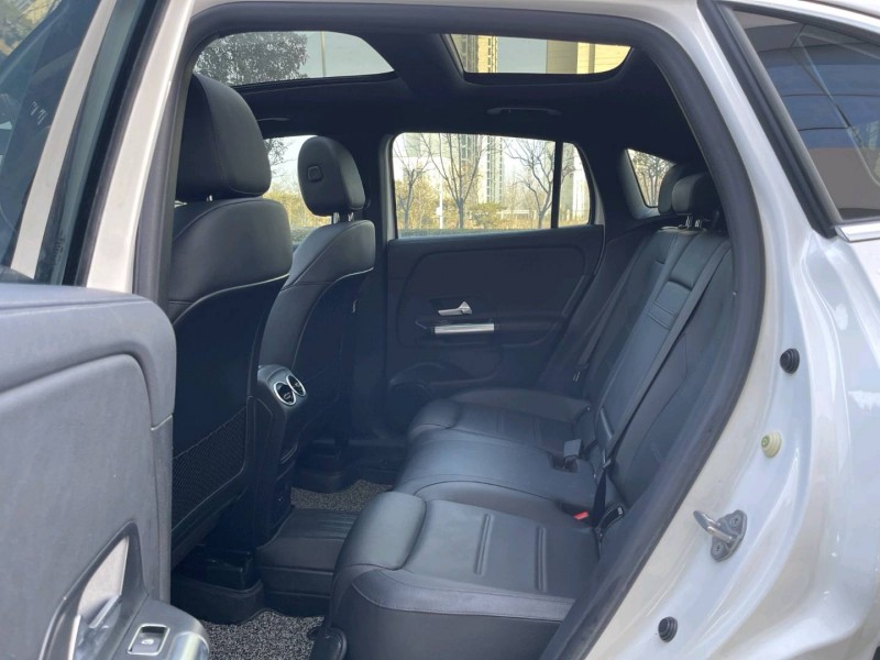 济宁20年奔驰GLA7