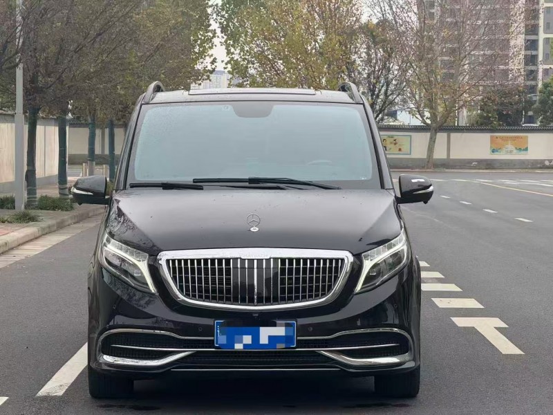 郑州21年奔驰威霆1