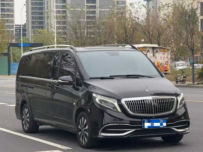 郑州21年奔驰威霆2