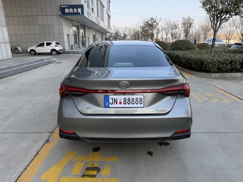 济宁24年丰田亚洲龙9