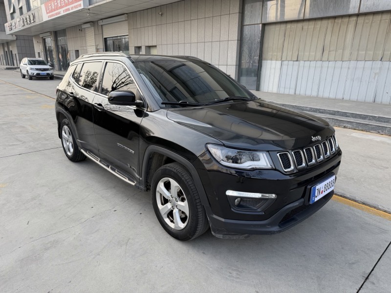 济宁17年Jeep指南者3