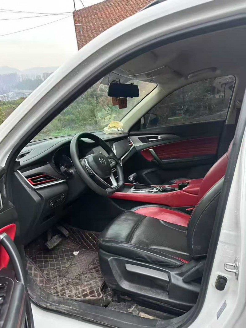 达州22年长安汽车CS359