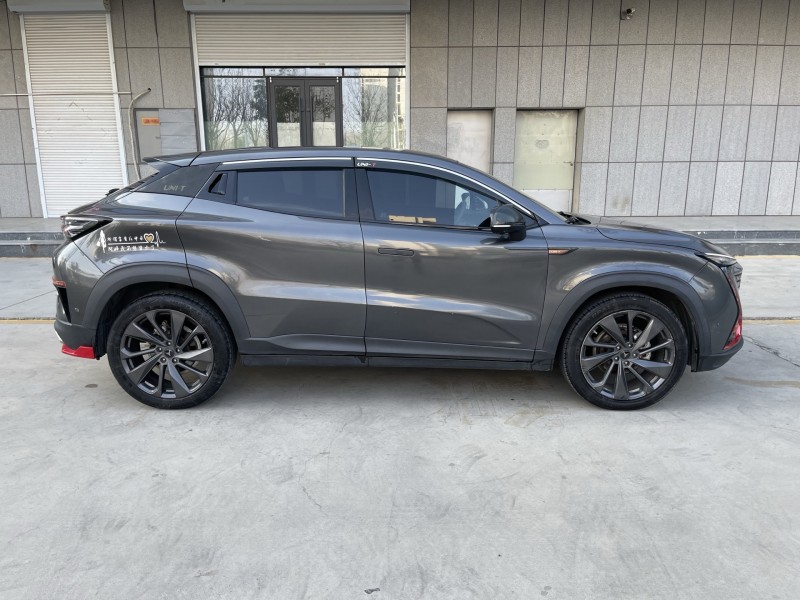 济宁21年长安汽车UNI9