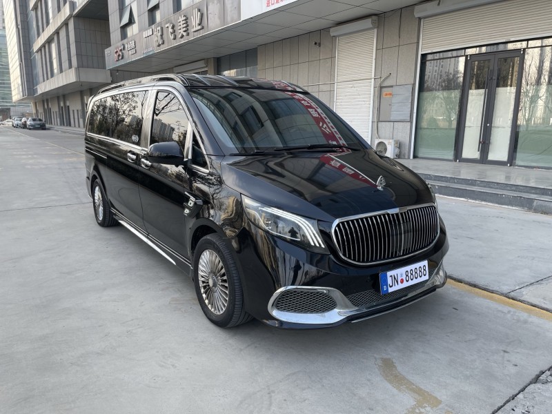 济宁23年奔驰威霆2