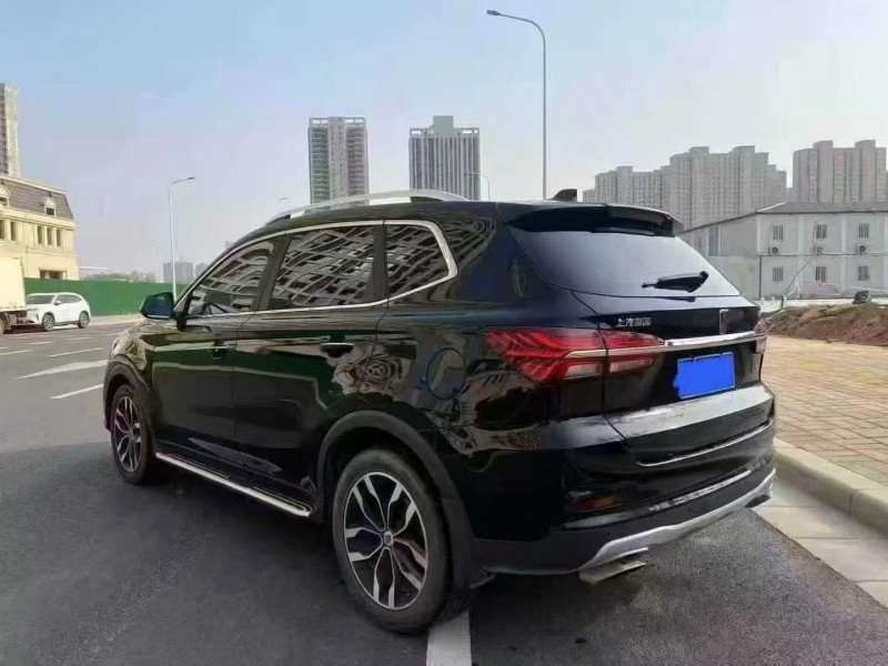 郑州17年荣威RX57