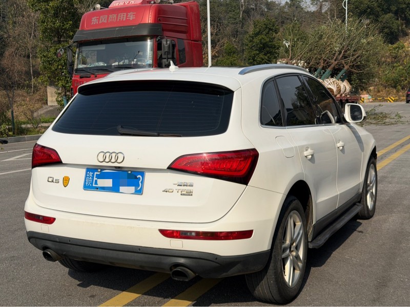 岳阳15年奥迪Q58