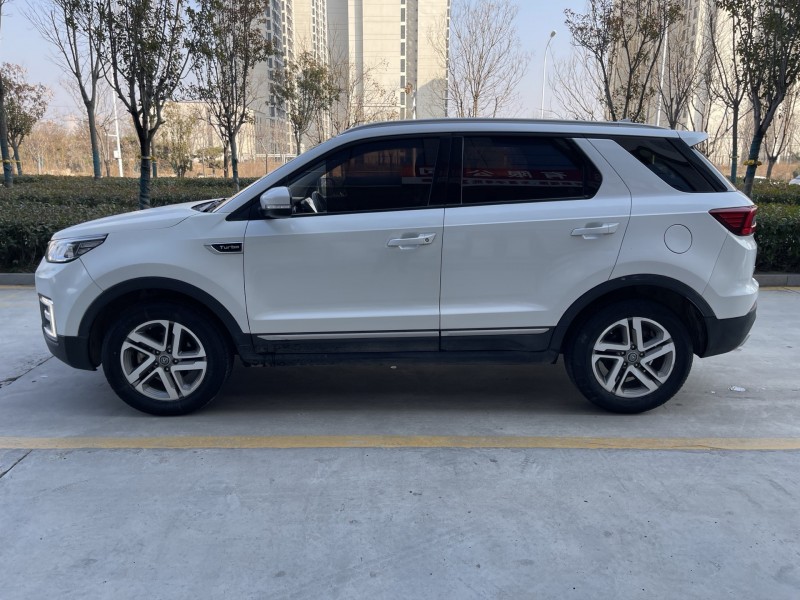 济宁18年长安汽车CS557