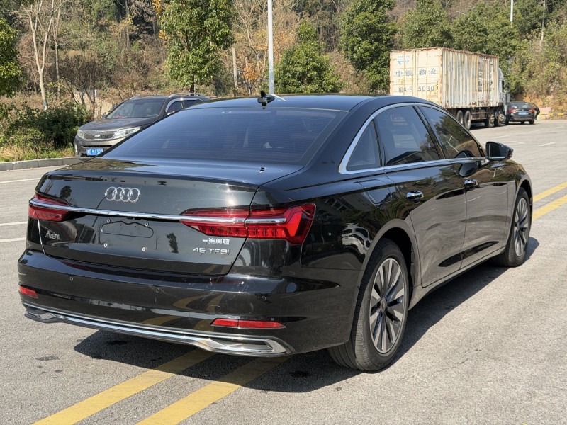 岳阳24年奥迪A6L8