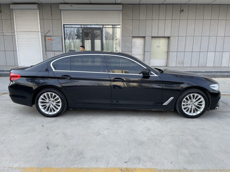 济宁20年宝马5系8