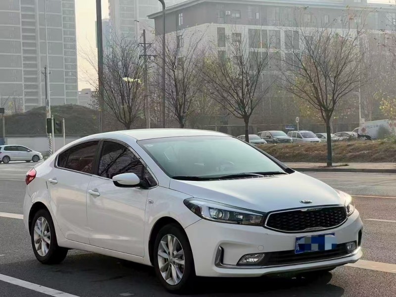 郑州19年起亚K32