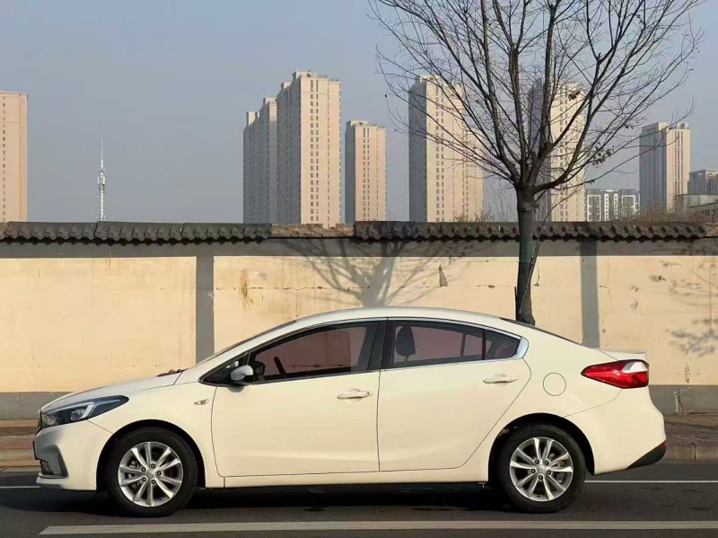 郑州19年起亚K37