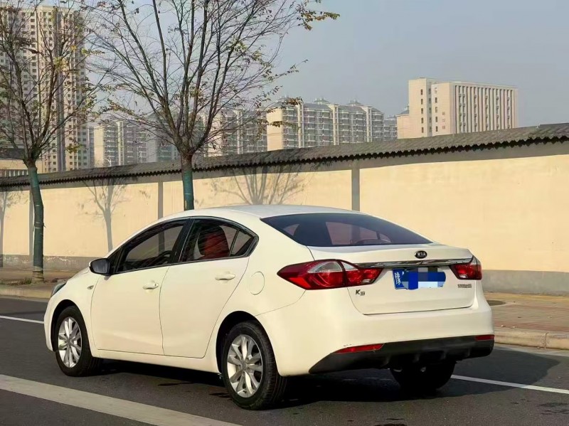 郑州19年起亚K38