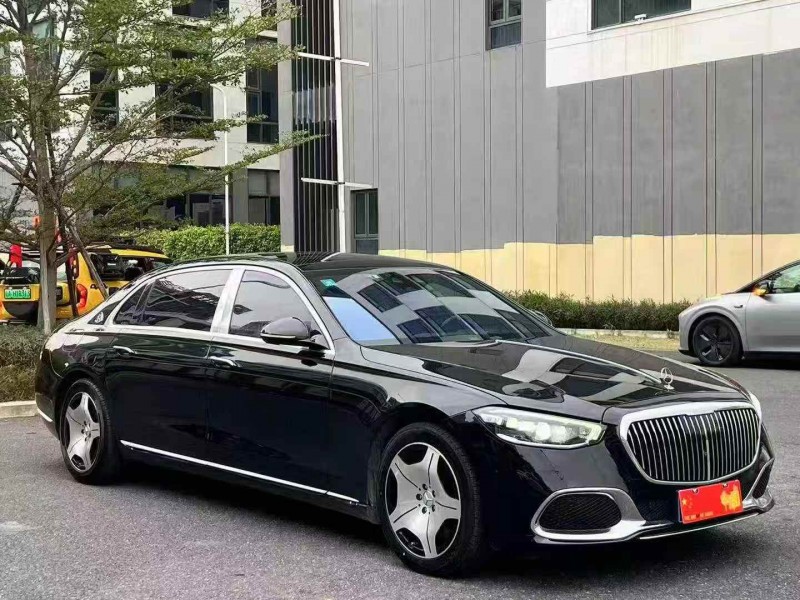 广州23年奔驰迈巴赫S级2