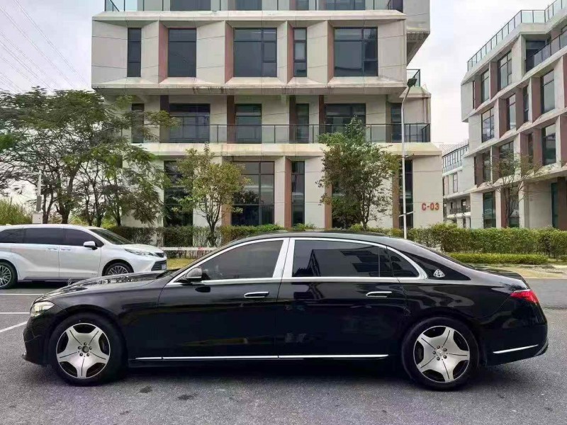 广州23年奔驰迈巴赫S级6