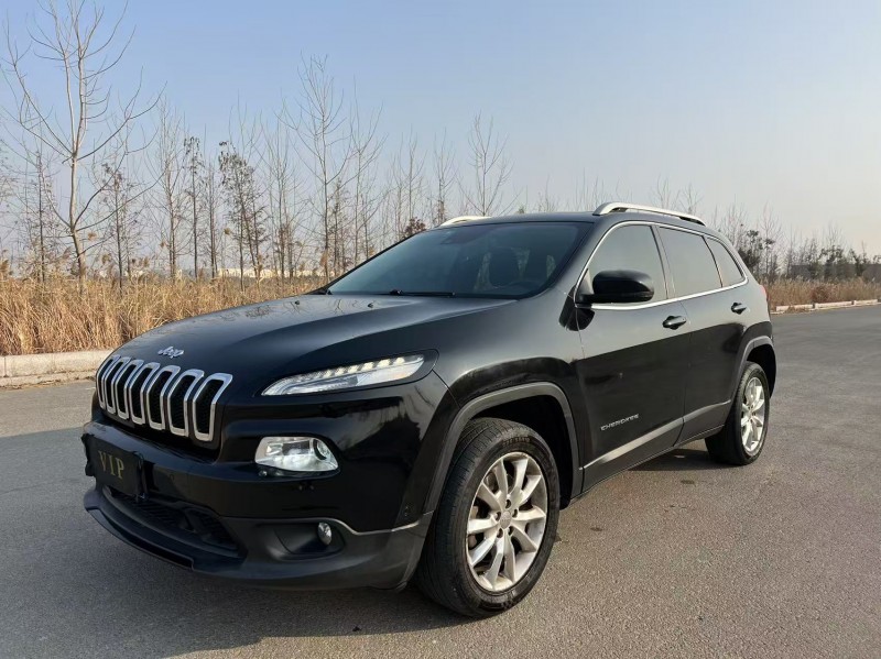 盐城14年Jeep自由光3