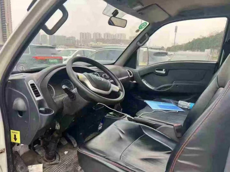 郑州20年凯马汽车锐航4