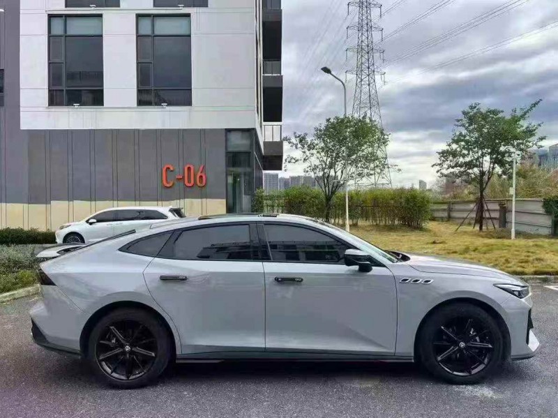 广州23年长安汽车UNI6